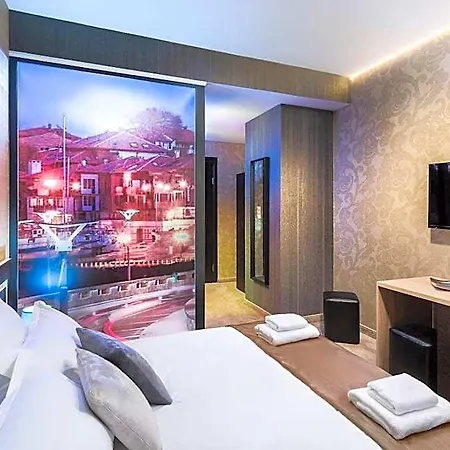 Central Point Boutique Hotel-3